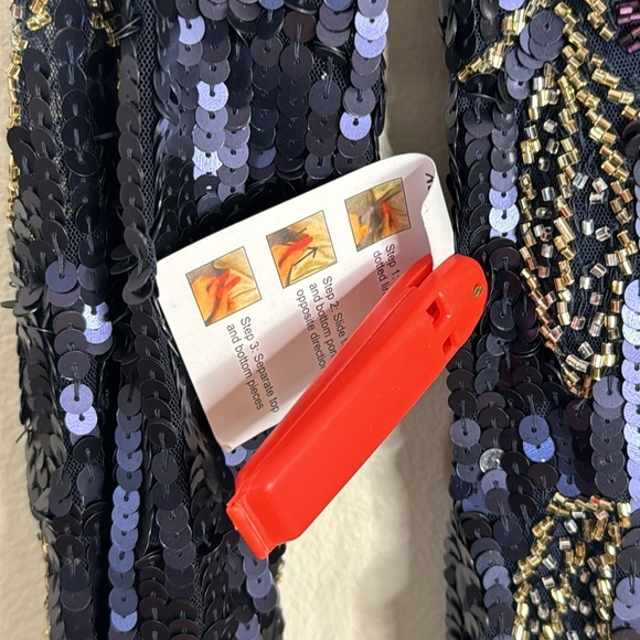 Mac Duggal SEQUINED ASYMMETRICAL FLORAL LONG SLEEVE MIDI DRESS in midnight - Picture 15 of 17